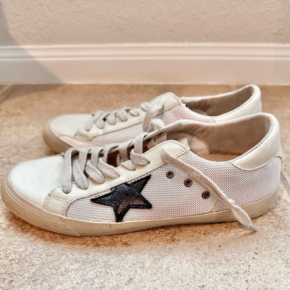 ShuShop Star Sneaker - Picture 4 of 8